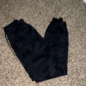 Lululemon joggers